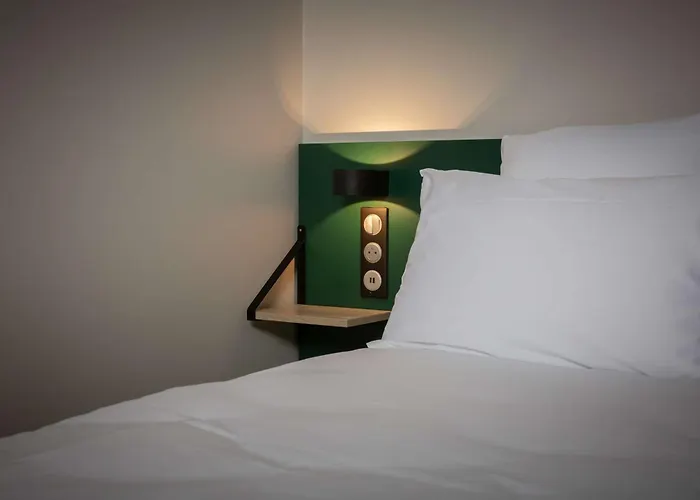 Best Western 11Bauer Paris Saint-Ouen