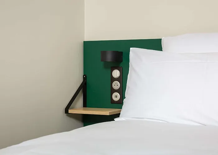 Best Western 11Bauer Paris Saint-Ouen